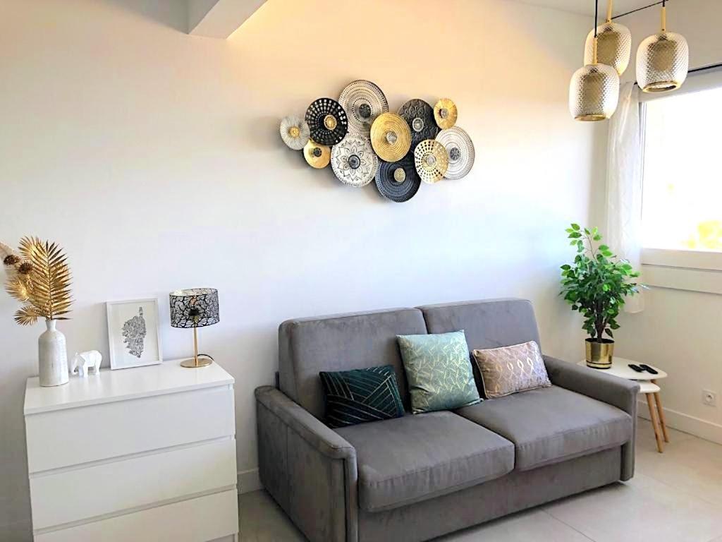 Superb Apartment With Sea View, 200M From Beach San-Martino-di-Lota Kültér fotó